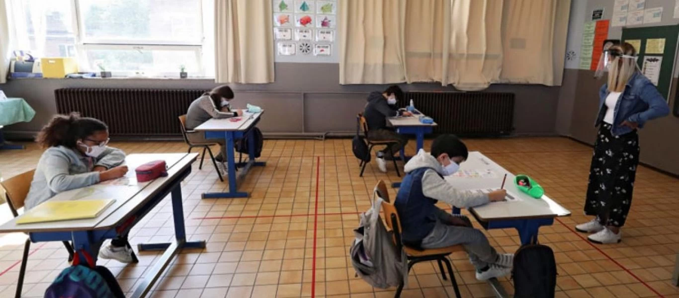 Ρατσιστική παράνοια και κορωνουστερία - Έδιωξαν 12χρονο αγόρι από σχολείο